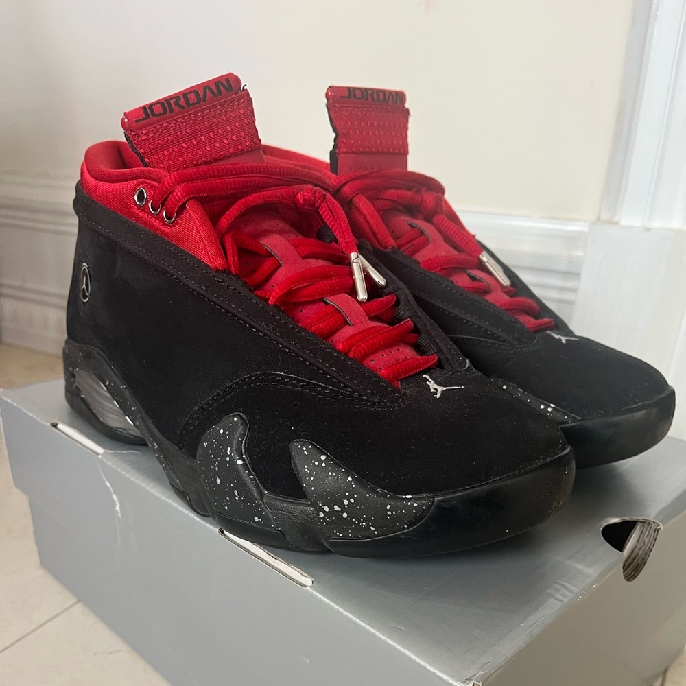Jordan 14 women’s “red lipstick”
